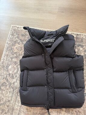 Black Puffer Vest — Women's Goose Down